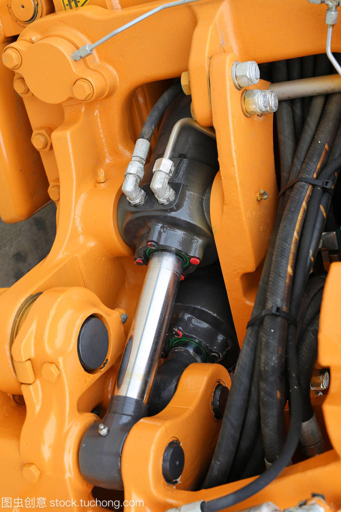 機(jī)械液壓系統(tǒng)